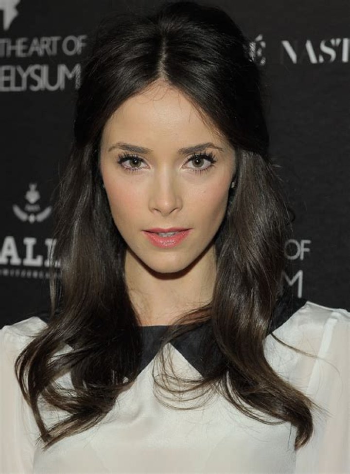 
Abigail Spencer- Wiki, Age, Husband, Net Worth, Ethnicity, Career	