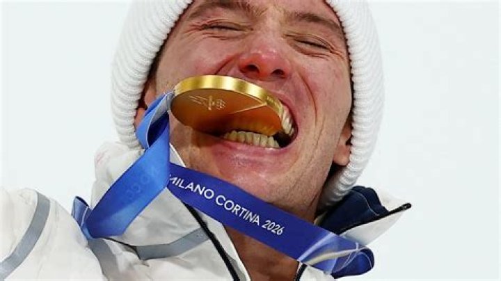 Alex Ferreira Net Worth 2024, Age, Height, Bio, Birthday, Wiki!