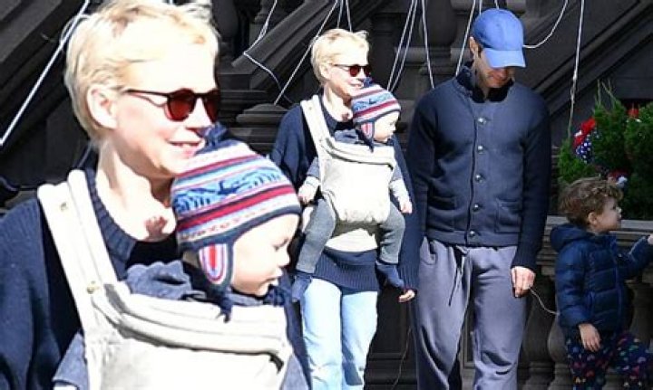 Are Michelle Williams & Jason Segel Hooking Up?