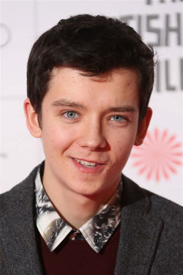 Asa Butterfield- Age, Height, Net Worth, Girlfriend, Career, Nationality
