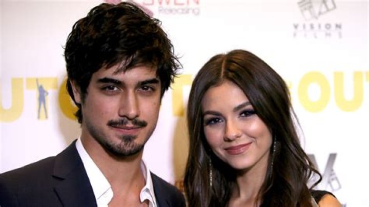 Avan Jogia’s Girlfriend: Who is Avan Jogia Dating?