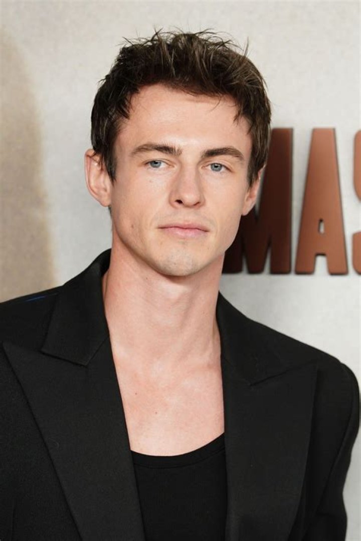 Ben Radcliffe- Wiki, Bio, Age, Height, Net Worth, Girlfriend