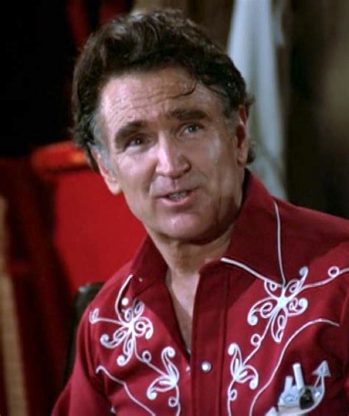 Fame | Billy Green Bush net worth and salary income estimation Jan, 2024