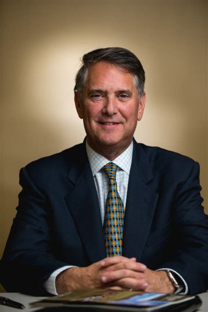 Fame | Bobby Schostak net worth and salary income estimation Apr, 2024