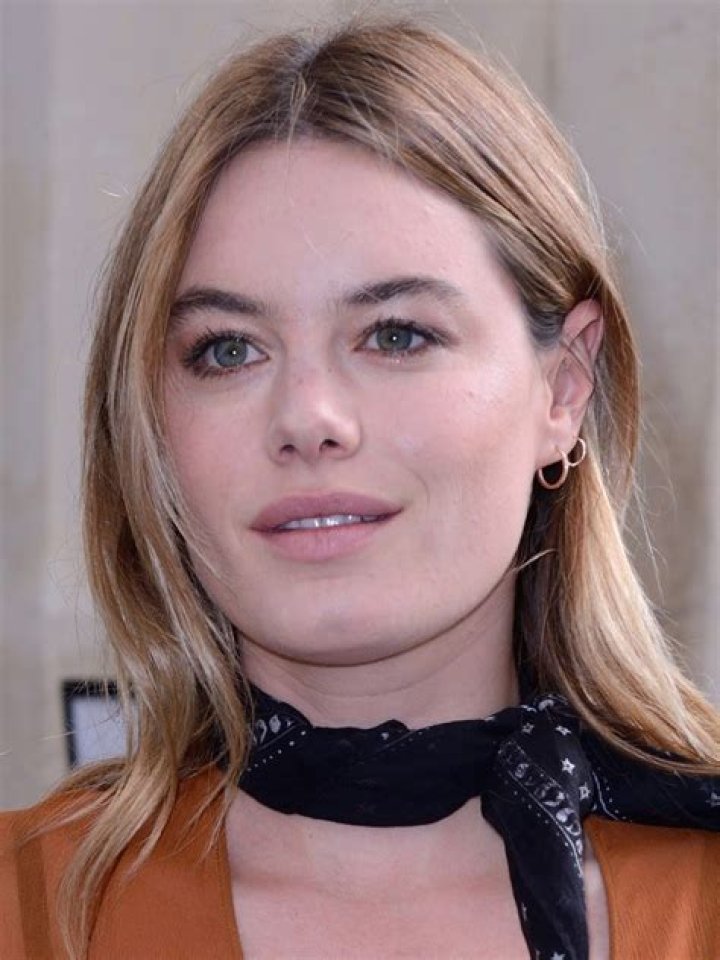 Camille Rowe- Net Worth, Bio, Age, Height, Boyfriend, Ethnicity Career