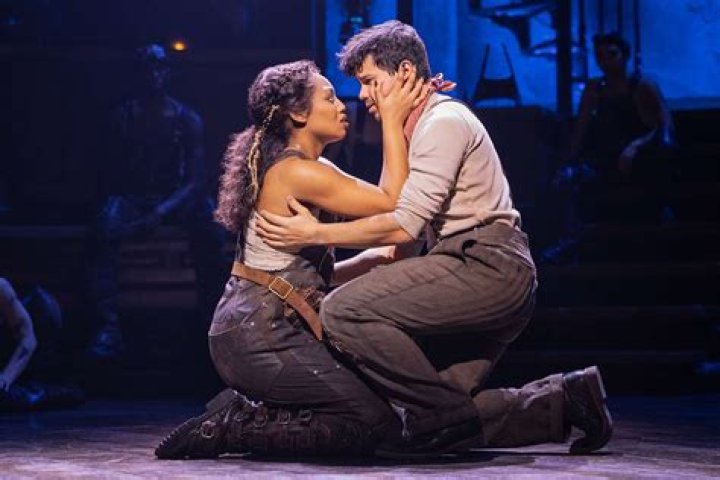 Carlos Valdes Bio, Height, Dating, Gay, Girlfriend, Net Worth