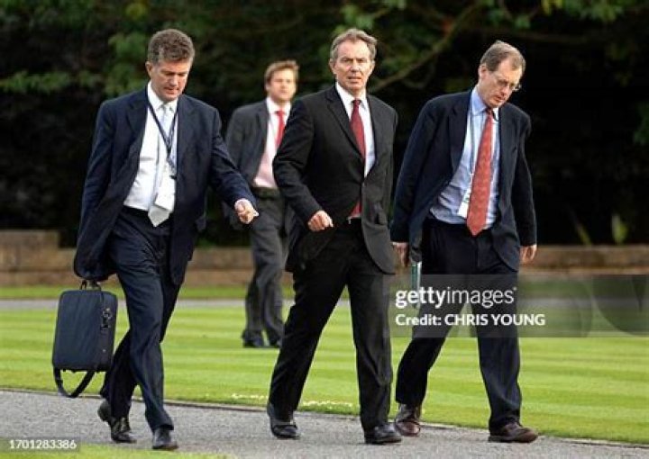 Chris Kelly - Net Worth, Age, Height, Birthday, Bio, Wiki!