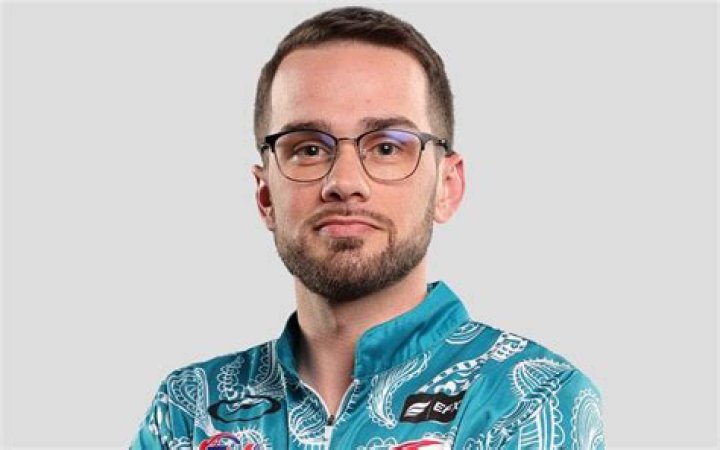 Fame | Chris Via net worth and salary income estimation Jan, 2024