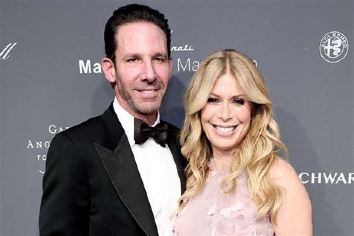 Christine Martin’s Husband: Who is Christine Martin Dating?