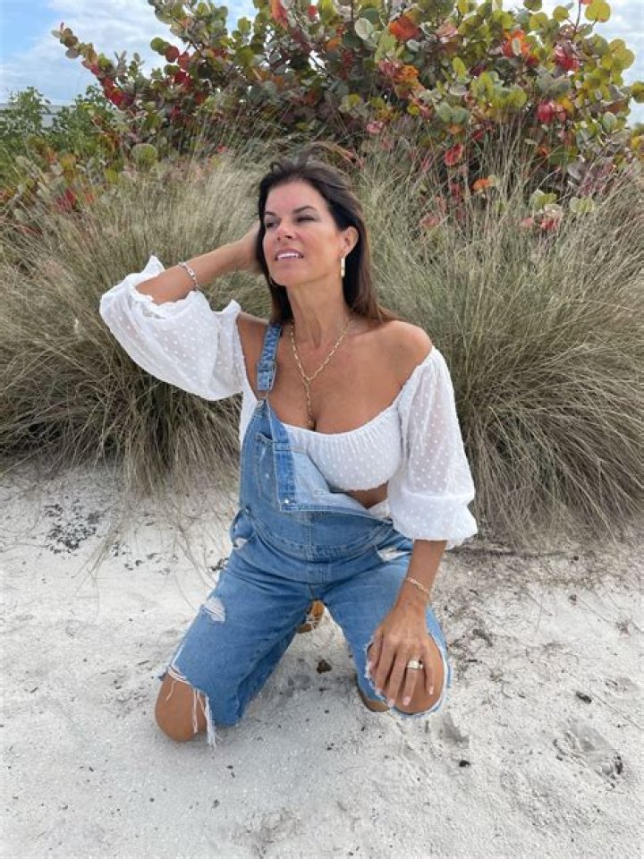 EXPLORE Actress Cinthia Burke Wiki, Bio, Age, Height, Background, Nationality, Ethnicity, Net Worth 2020