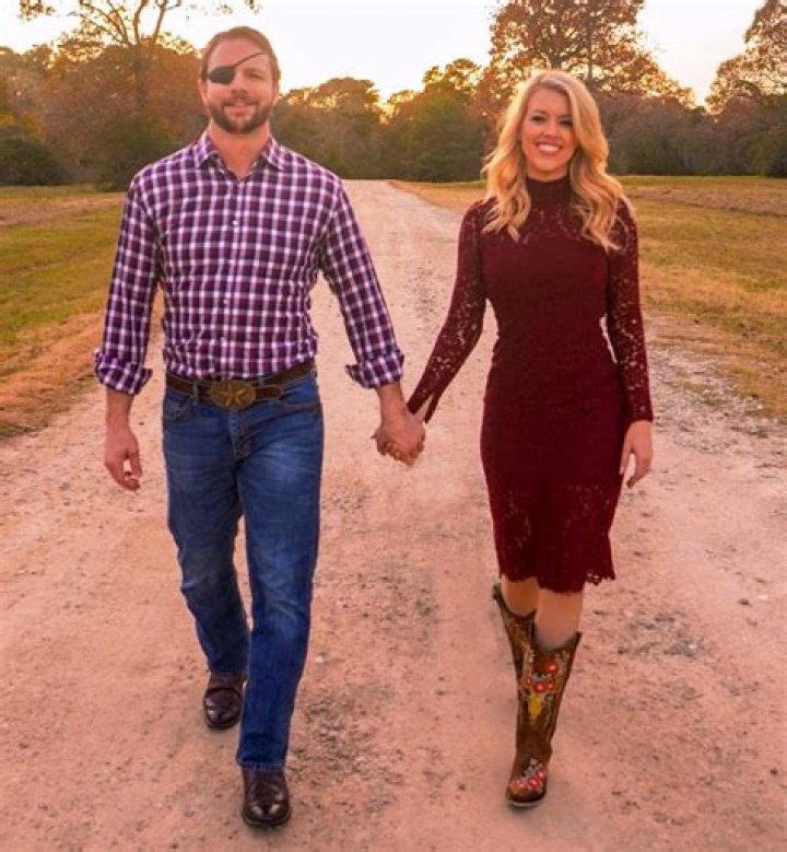 Dan Crenshaw’s Girlfriend: Who is Dan Crenshaw Dating?