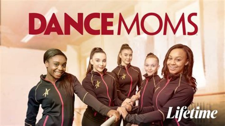 Dance Moms Live Recap and Review: Season 4 Episode 22 “Kiss or Get Off the Pot” 8/5/14