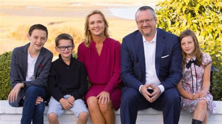 Fame | David L. Bahnsen net worth and salary income estimation Jan, 2024