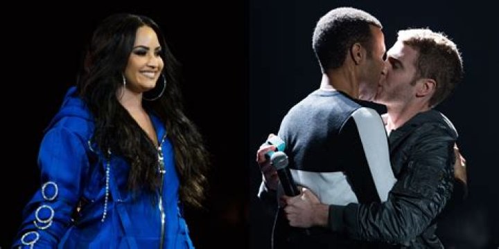 Demi Lovato helps Lyft celebrate half a billion in tips for drivers