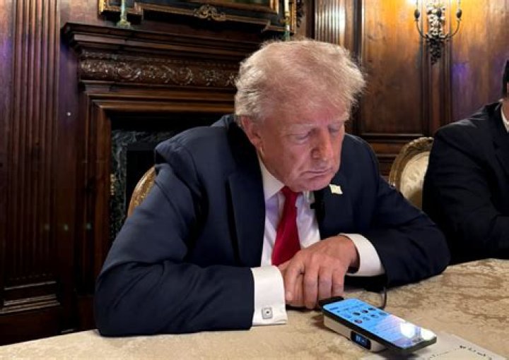 16 year old Donel is the star of episode 1 of 'The Voice UK'