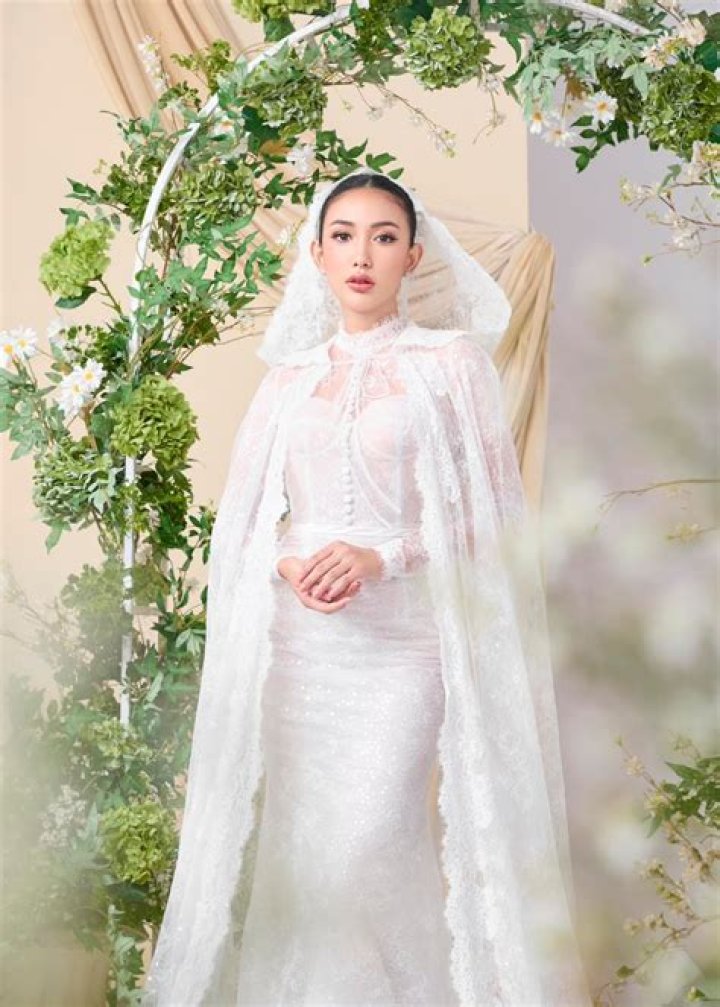 Fame | Ei Chaw Po net worth and salary income estimation Apr, 2024