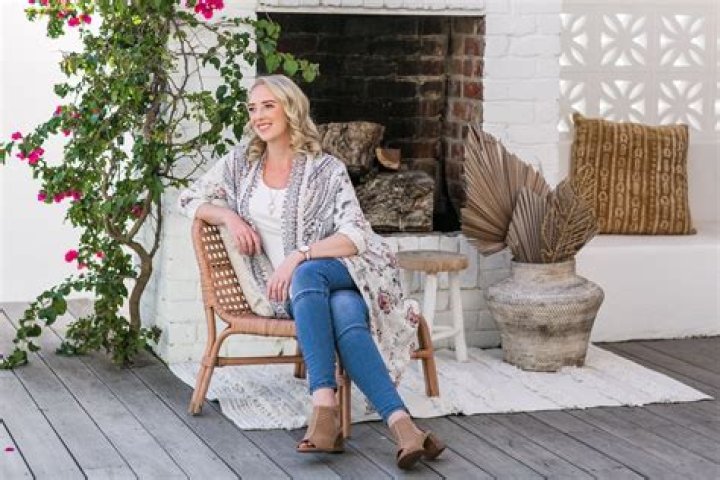 ‘My Kitchen Rules’ Elle Harrison Wiki, Bio, Age, Height, Jack Harrison, Net Worth!!