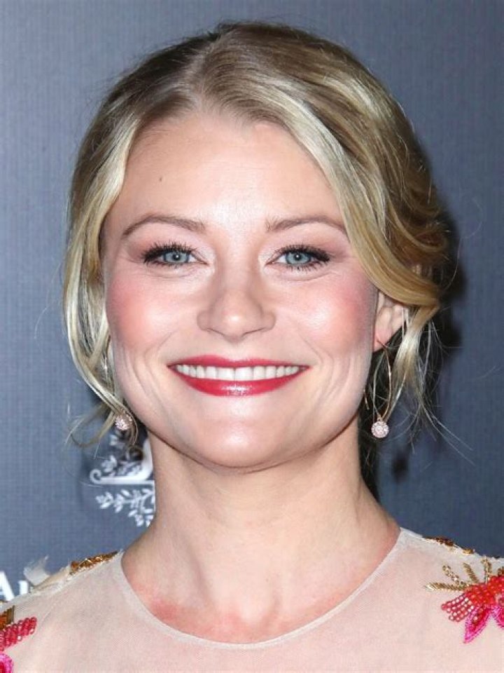 Emilie de Ravin- Wiki, Age, Height, Net Worth, Husband, Ethnicity