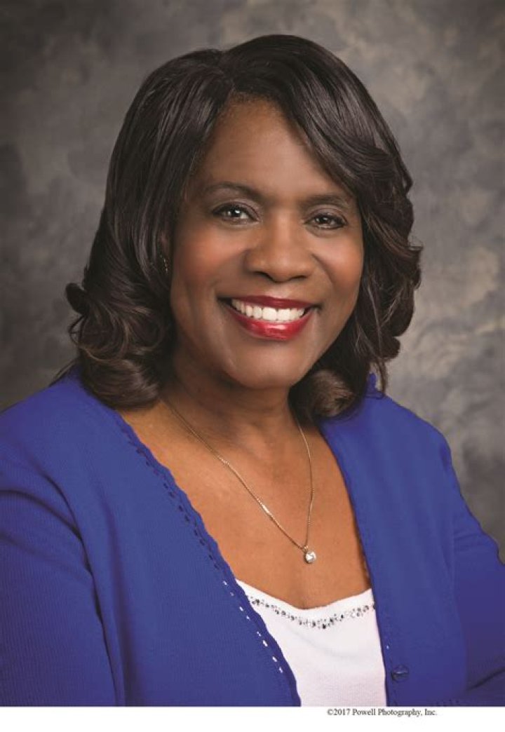 Fame | Glenda Glover net worth and salary income estimation Jan, 2024