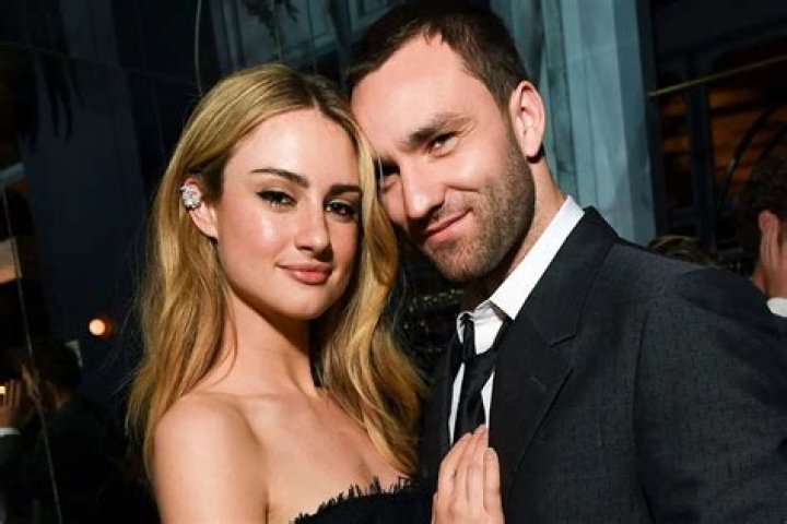 Grace Phipps’s Boyfriend: Who is Grace Phipps Dating?