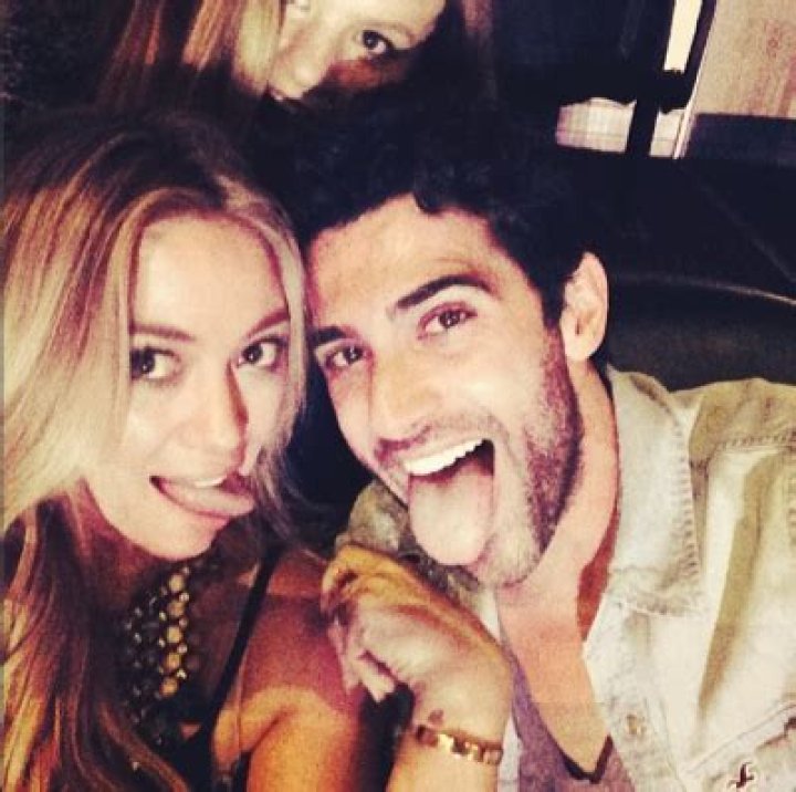 Hilary Duff and Mystery Man Caught Dating – New Boyfriend? (VIDEO – PHOTO)