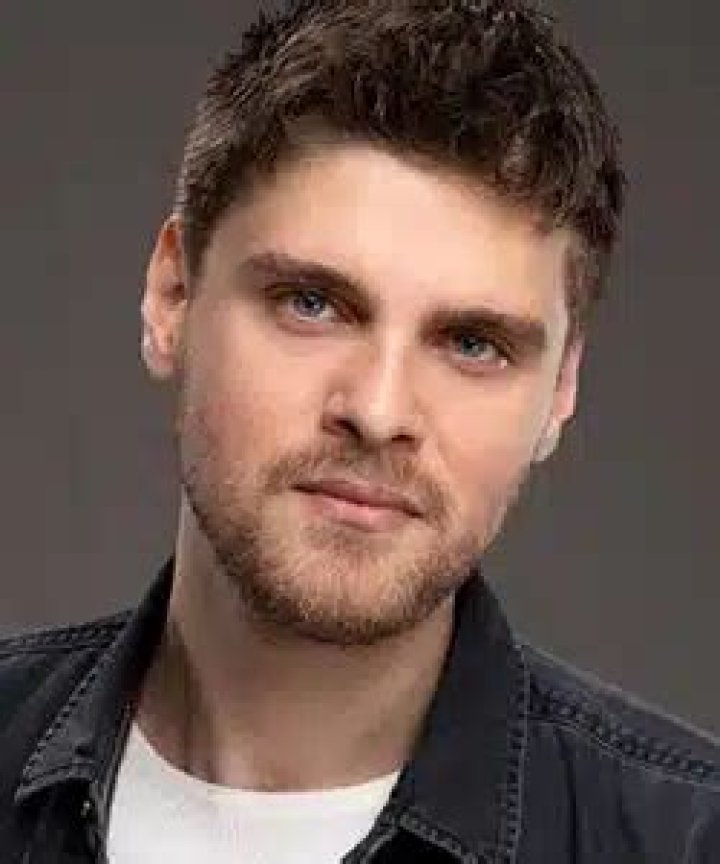 İdris Nebi Taskan - Net Worth, Age, Height, Birthday, Bio, Wiki!