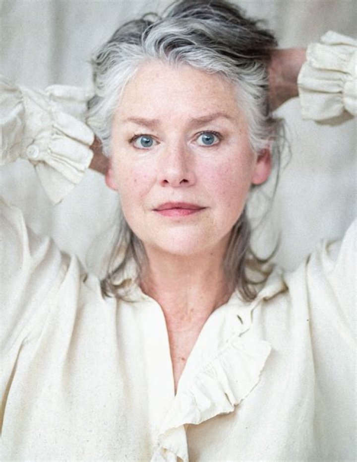 Fame | Isabelle Townsend net worth and salary income estimation Jan, 2024