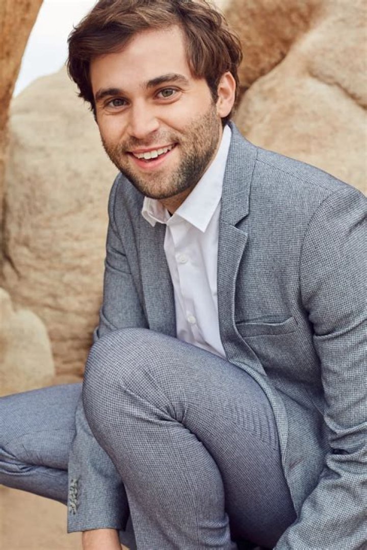 Jake Borelli Prise De Poids Archives