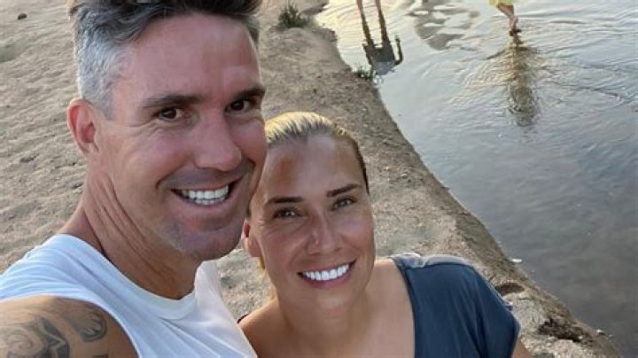 Kevin Pietersen's wife Jessica Taylor Biography: Height, Age, Husband, Net Worth, Kids, Songs, Instagram