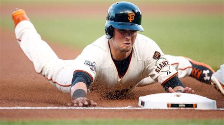 Joe Panik Net Worth, Age, Height, Bio, Birthday, Wiki!