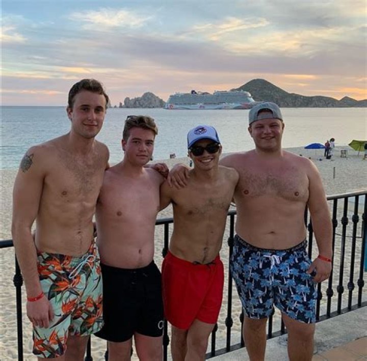 Jonny Gray Net Worth 2024, Age, Height, Bio, Birthday, Wiki!