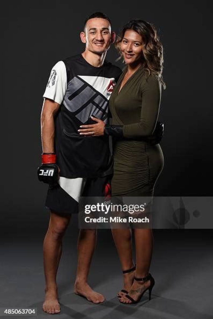 Kaimana Pa’aluhi- Wiki, Age, Ethnicity, Husband, Height, Net Worth, Career