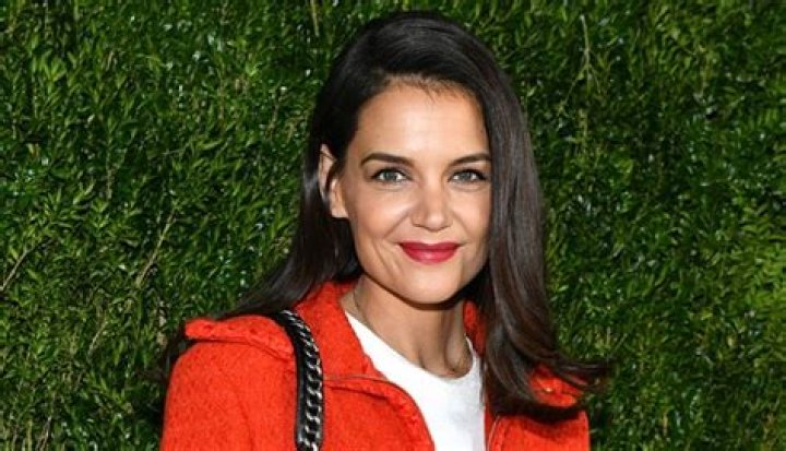 Know About Katie Holmes; Net Worth, Jamie Foxx, Dating, Married, Height