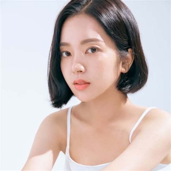 Fame | Lee Ruby net worth and salary income estimation Apr, 2024