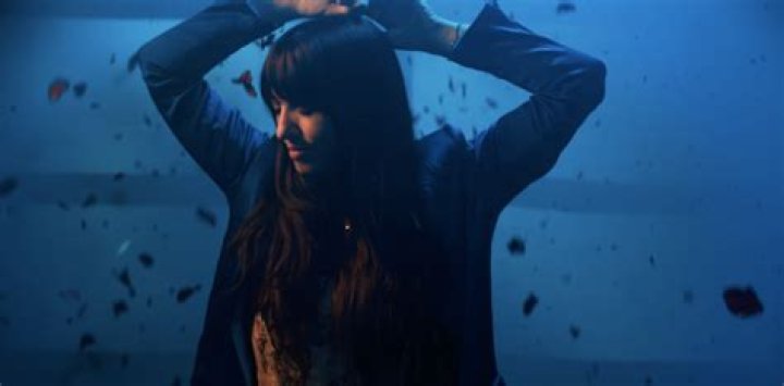 Liz Cass explores the conflicting feelings of change in her newest single 'Near Miss'