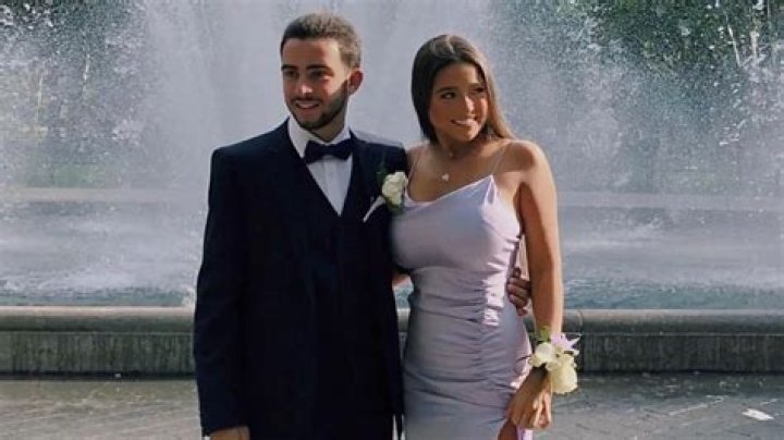 Lola Consuelos Age, Height, Wikipedia, Boyfriend, Net Worth