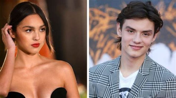 Louis Partridge’s Girlfriend: Who is Louis Partridge Dating?