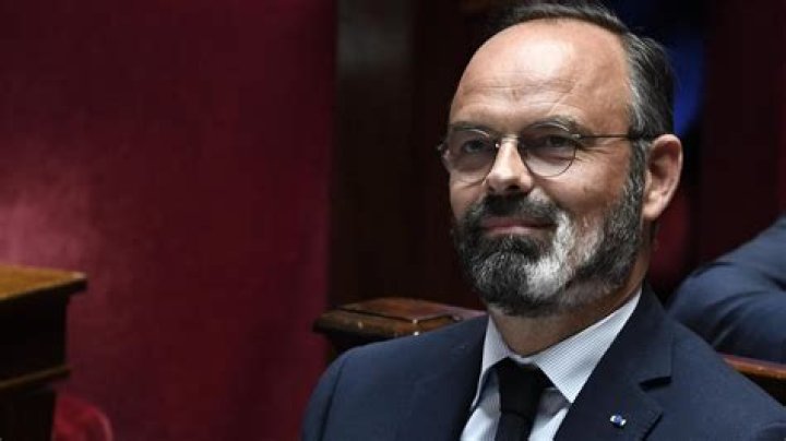 Maladie Edouard Philippe Barbe