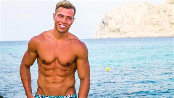 Explore LOVE ISLAND New CONSTANTS Mark O’ Dare Wiki Facts! Who Is Mark O’ Dare Love Island Partner