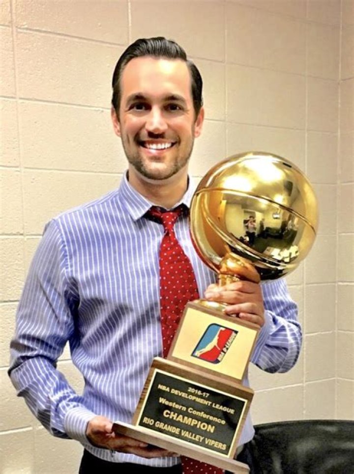 Matt Brase - Net Worth, Age, Height, Birthday, Bio, Wiki!