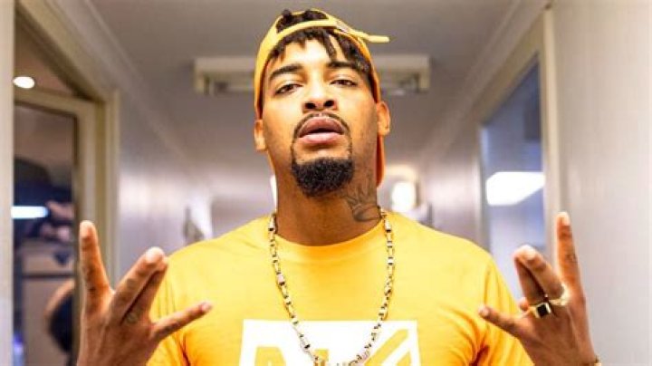 Fame | Maxwell (rapper) net worth and salary income estimation Apr, 2024