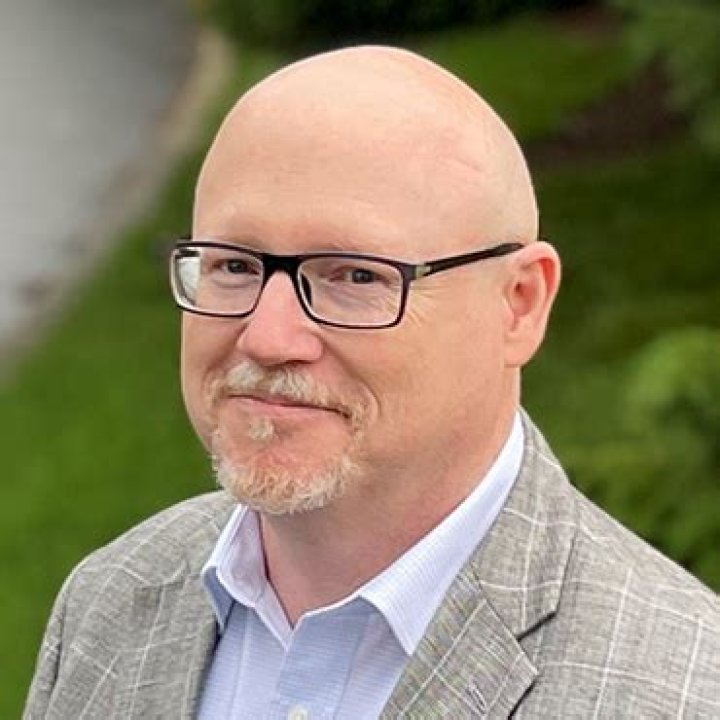 Mike Holcomb - Net Worth, Age, Height, Birthday, Bio, Wiki!