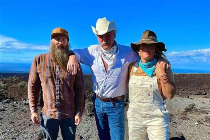 Mollee Roestel- Bio, Age, Net Worth, Husband, Marriage, Ethnicity