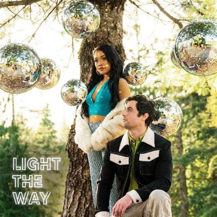 Music Premiere: Lo Lytes and Alana Rich Team Up on “Light the Way”