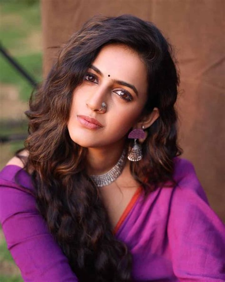 Niharika Konidela- Net Worth, Bio, Age, Husband, Height, Ethnicity, Career