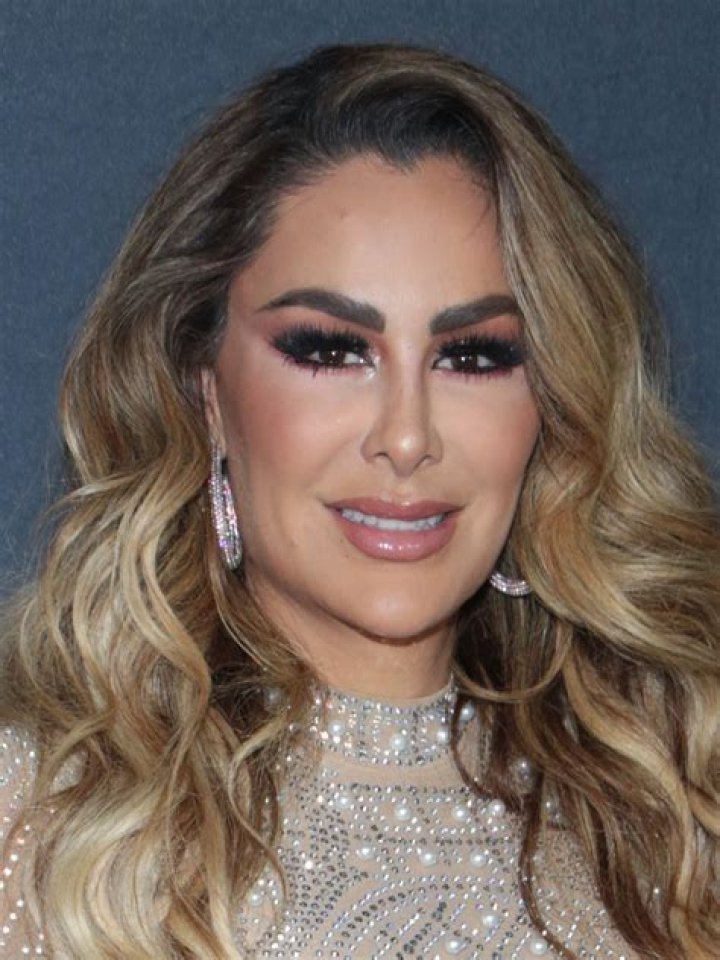 Fame | Ninel Conde net worth and salary income estimation Apr, 2024