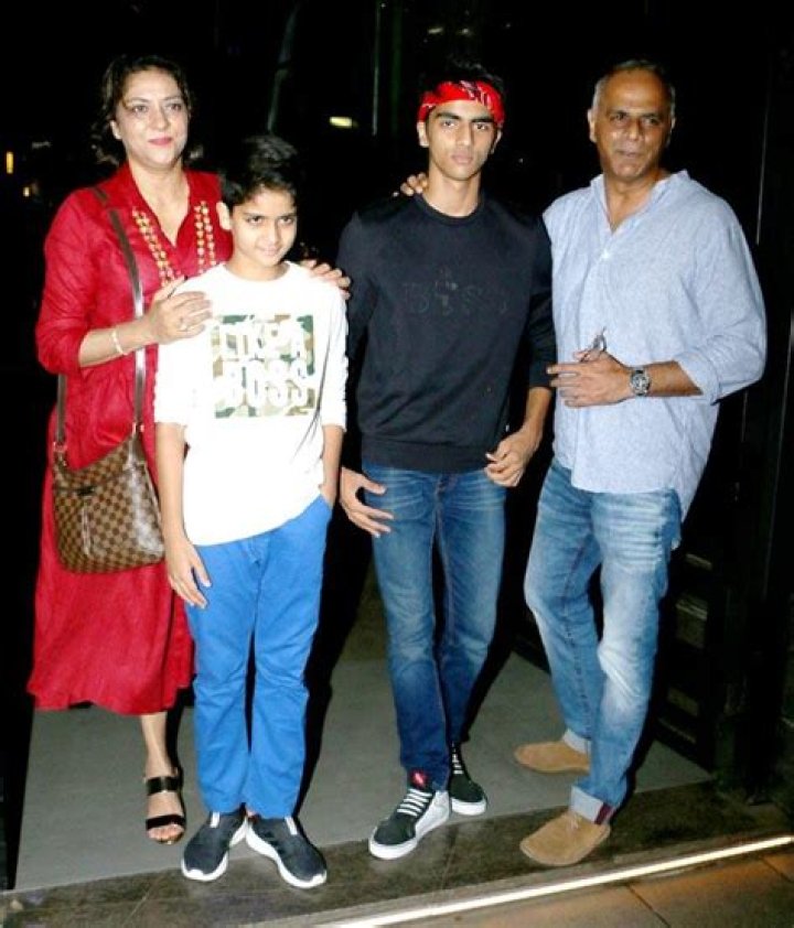 Fame | Owen Roncon net worth and salary income estimation Apr, 2024