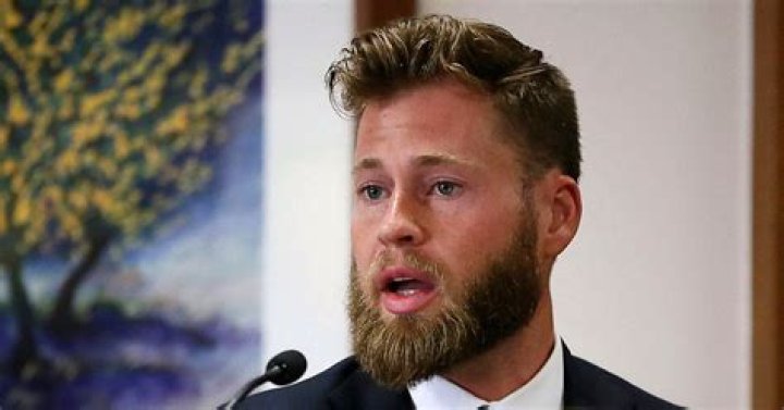 Fame | Owen Shroyer net worth and salary income estimation Jan, 2024