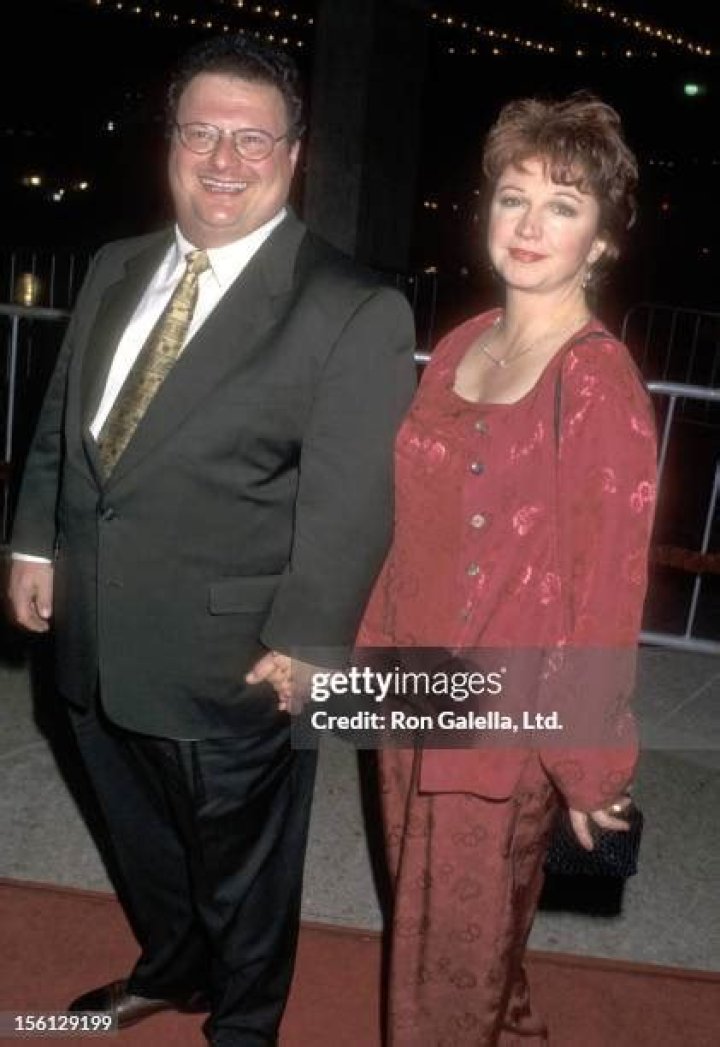 
Who is Paula Sutor? Wiki, Age, Height, Husband, Marriage, Net Worth	