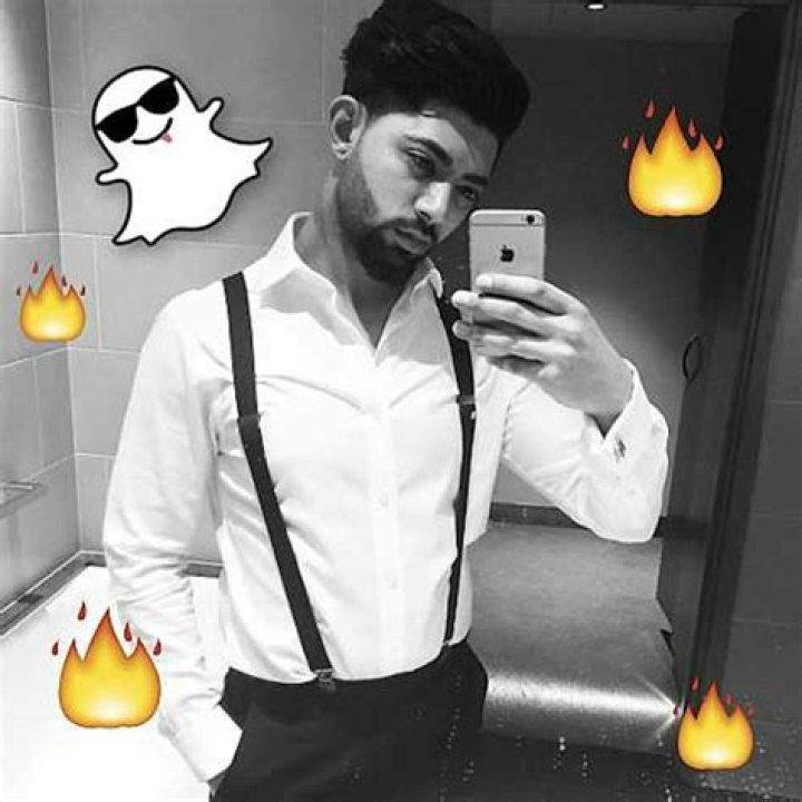 What Is Qasim Akhtar's Snapchat?